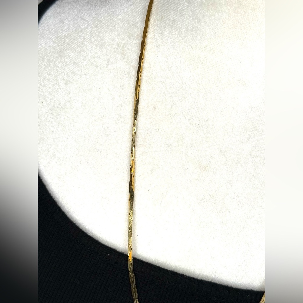 Vintage Long Gold Tone Flat Chain Necklace – Diamond Cut Layering 24” Chain - Picture 5 of 8